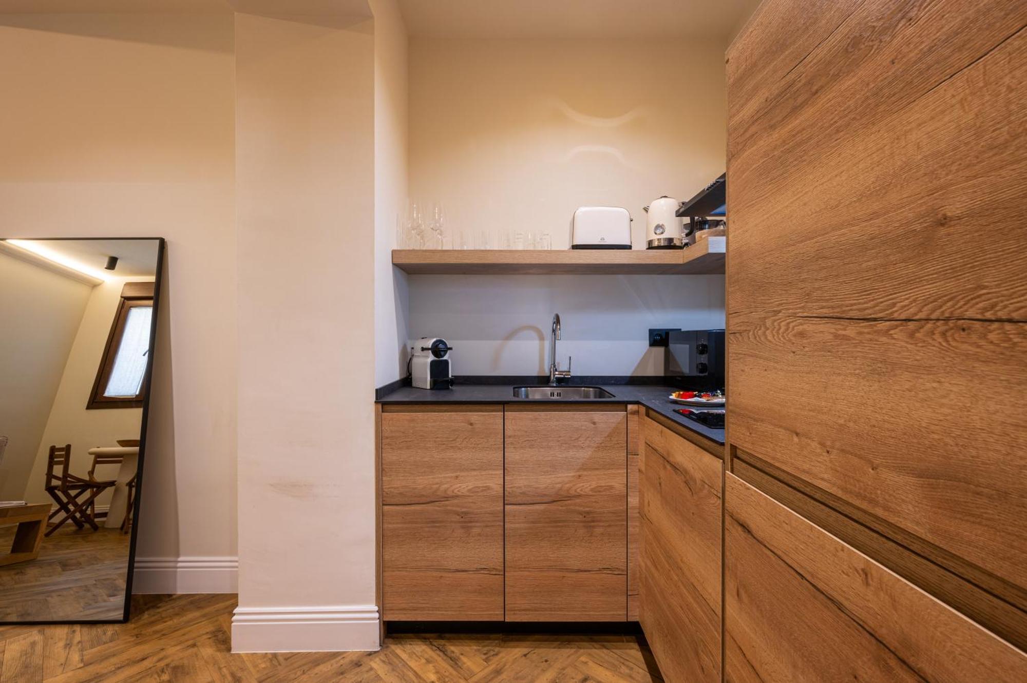 Apartamentos Gravina 56 Севиля Екстериор снимка